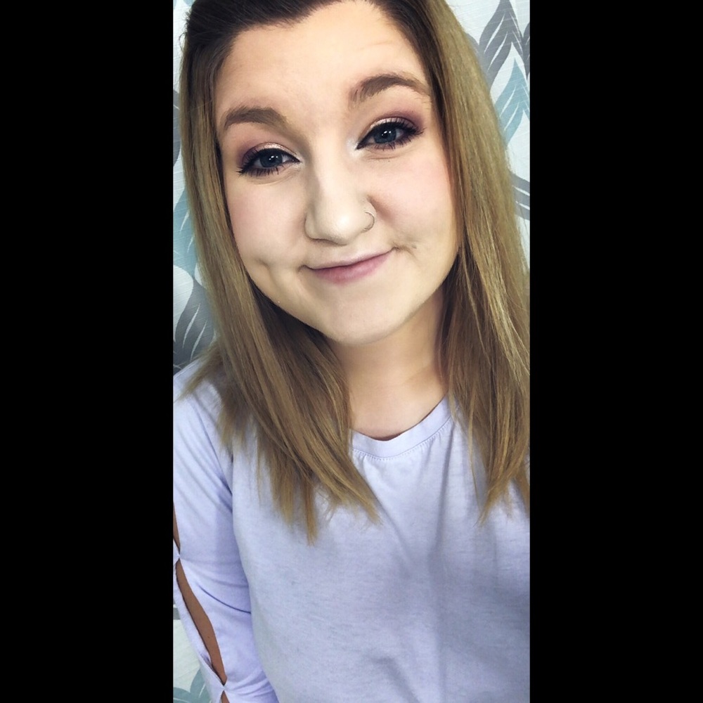Meet your Posher, Gabby